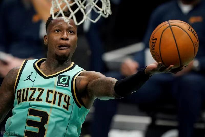  黄蜂罗齐尔准绝杀，客场挑落步行者