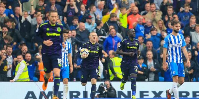  帕德博恩升班马不畏强敌，爆冷逼平联赛领头羊